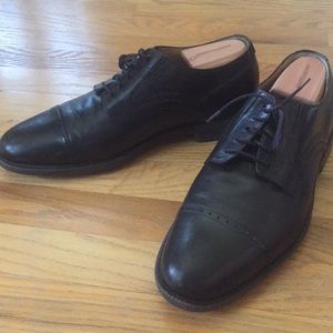 Johnston & Murphy Black Leather Loafers